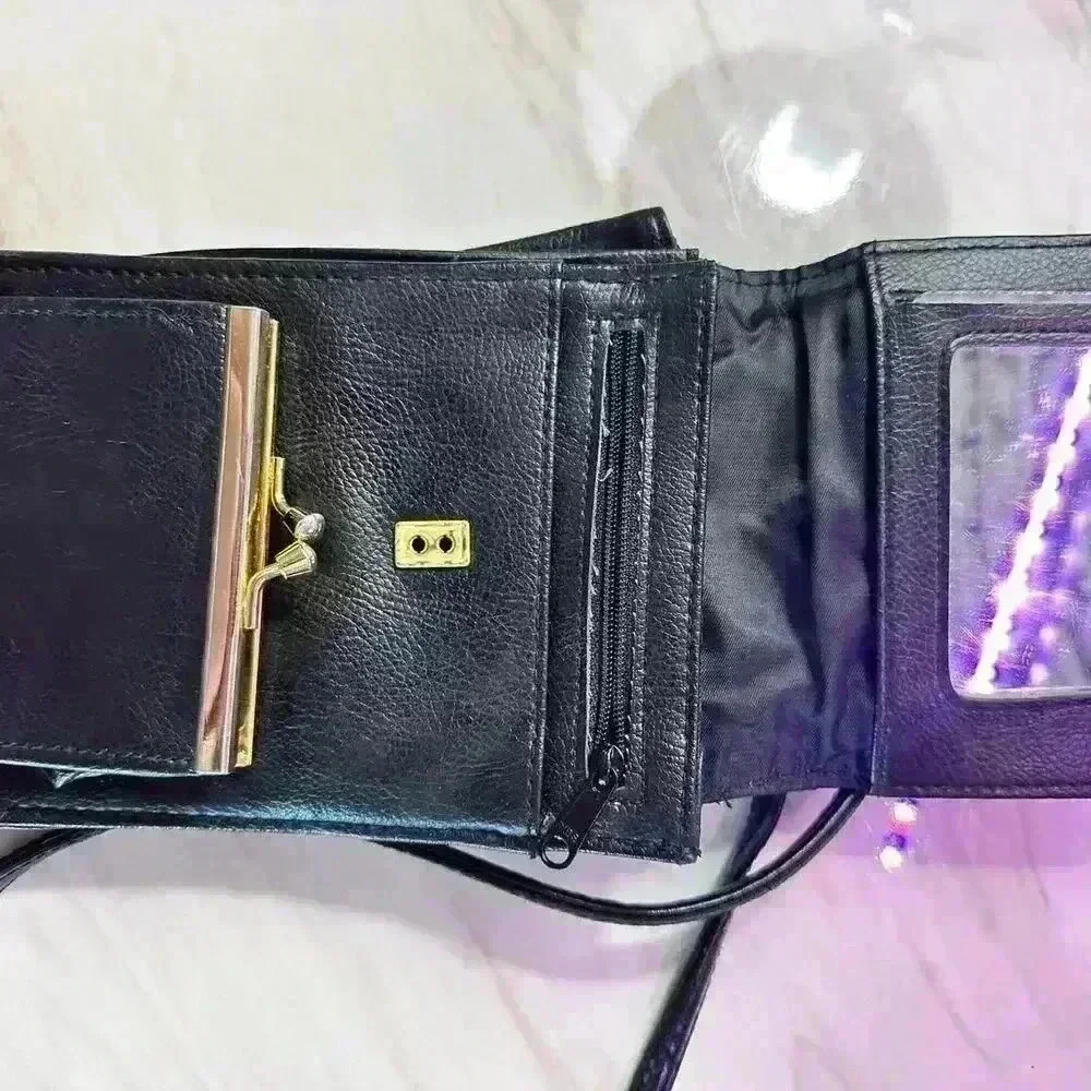 Vintqage 90's crossbody purse/wallet - Picture 3 of 8